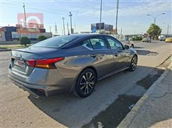 نيسان ألتيما